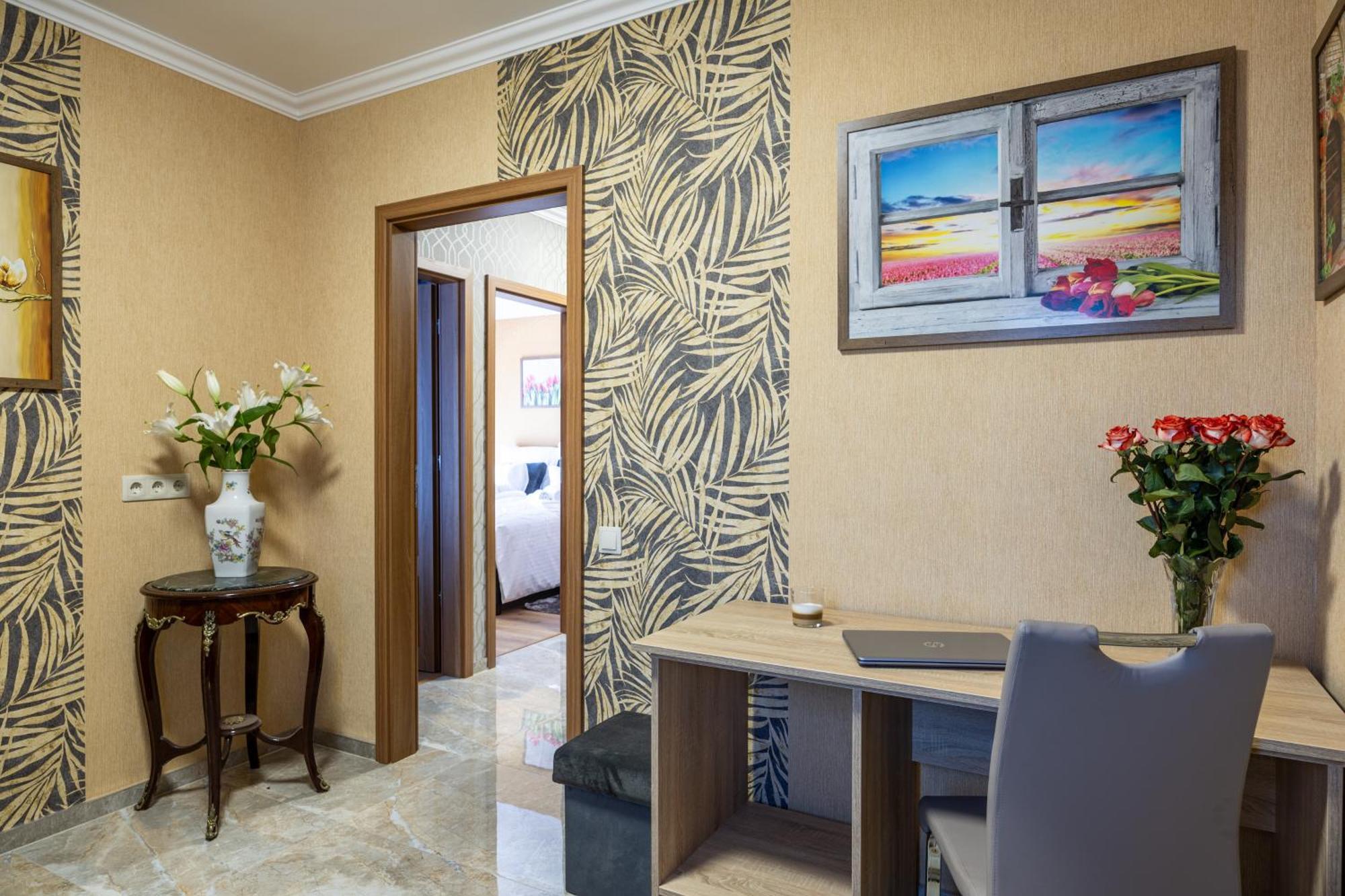 Bed and Breakfast Voeroes Alom Panzio Tiszakécske Exterior foto